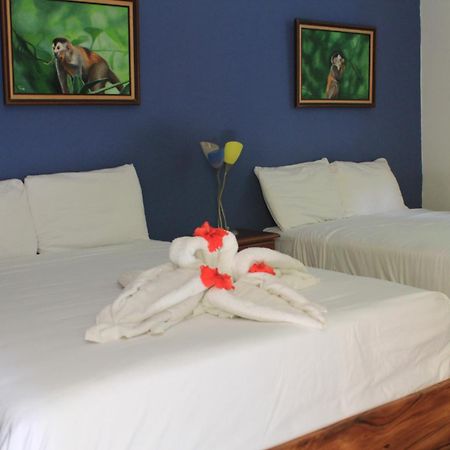 La Posada Jungle Hotel Manuel Antonio Bilik gambar